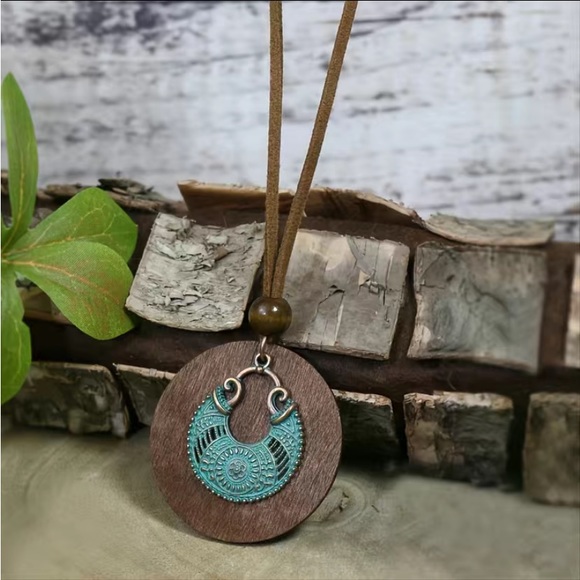 NWT-Boho Necklace Set - Picture 5 of 6